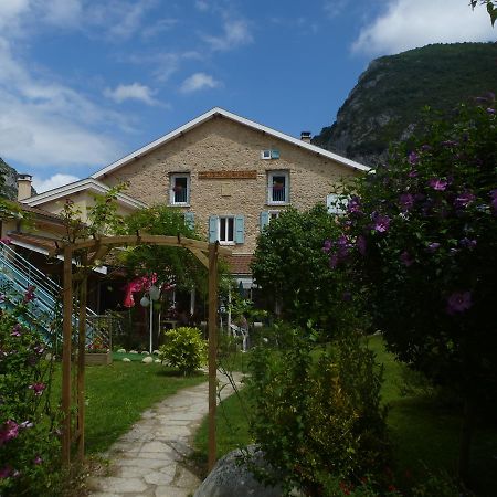 La Petite Auberge De Niaux エクステリア 写真