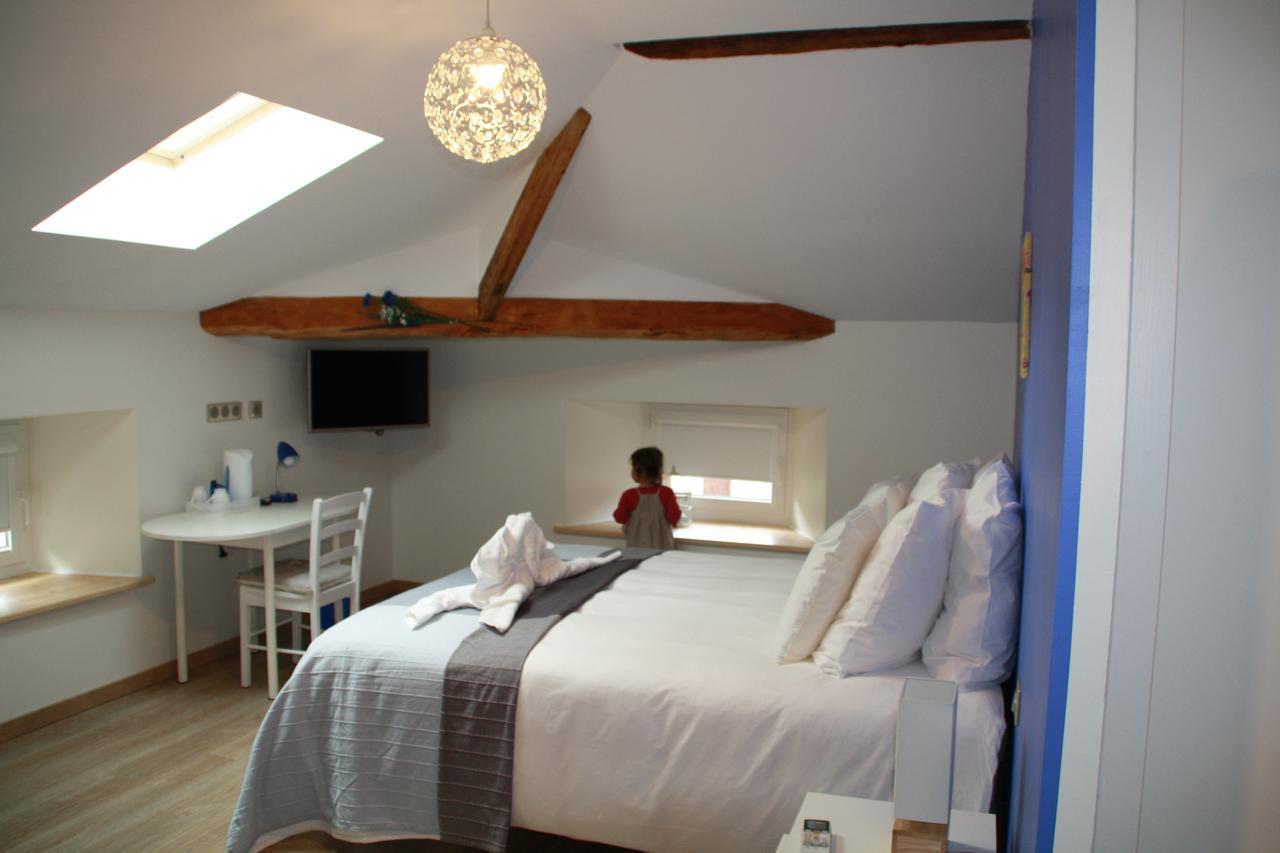 La Petite Auberge De Niaux エクステリア 写真