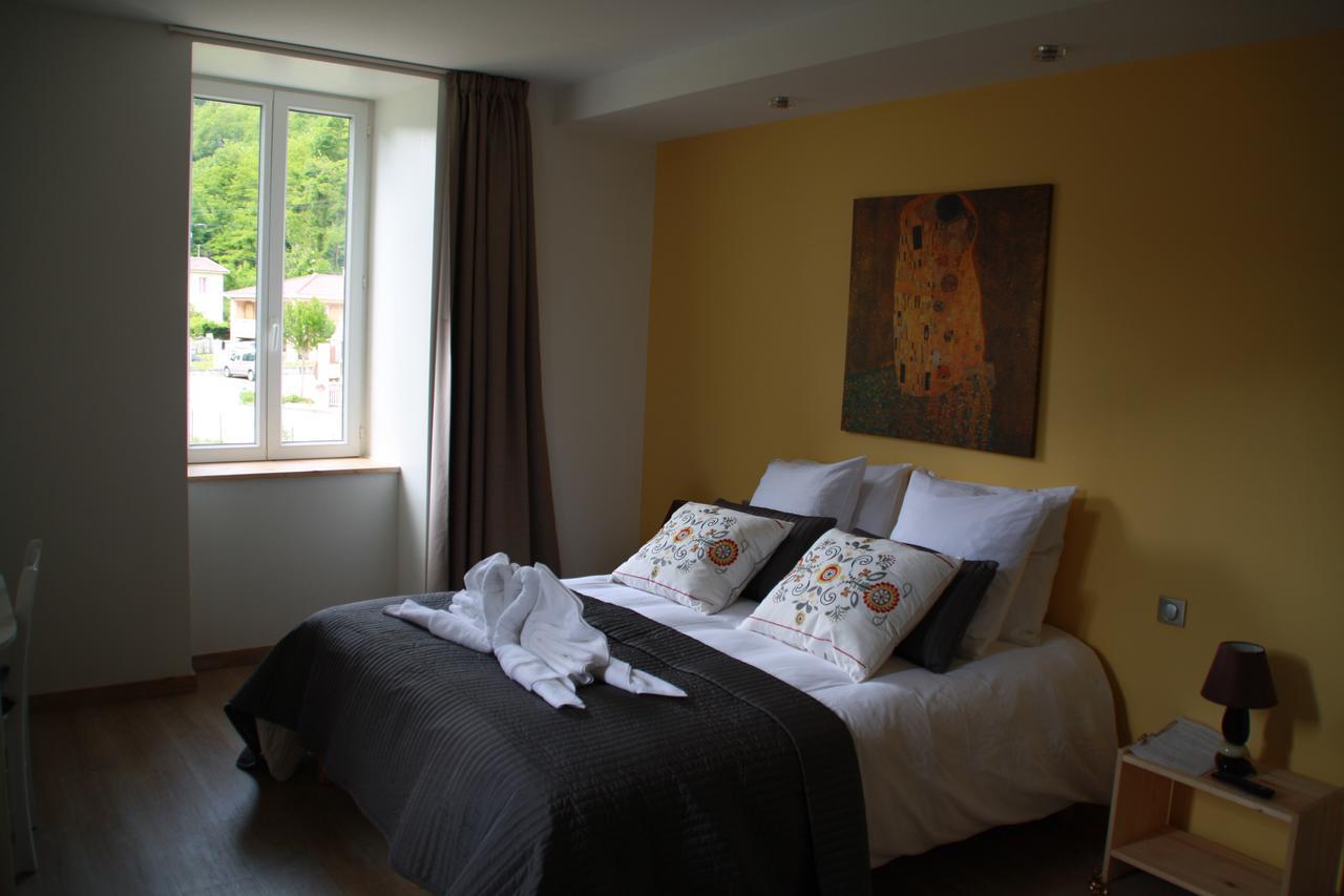 La Petite Auberge De Niaux エクステリア 写真